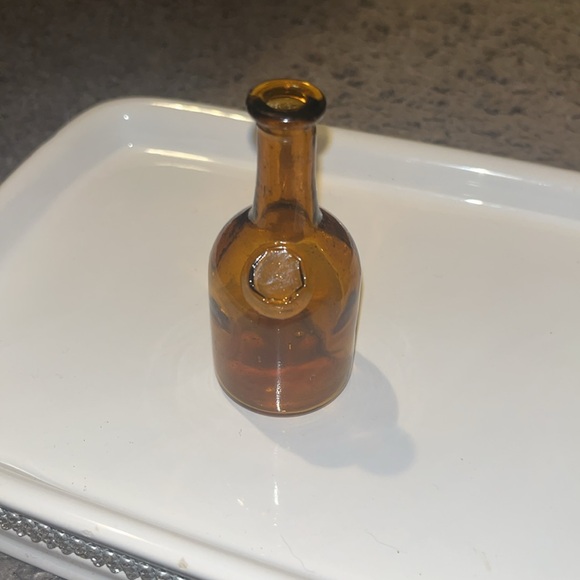 3 VNTG Mini Depression Era Glass Bottles - Picture 5 of 8